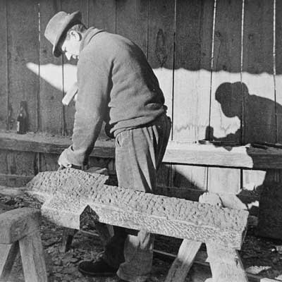 Výroba kříže z Křišťanovického dioritu